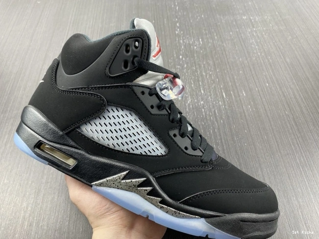 1st Kicks 592 (2016) Black Jordan Metallic 845035- SportInspired 5 Retro 1115